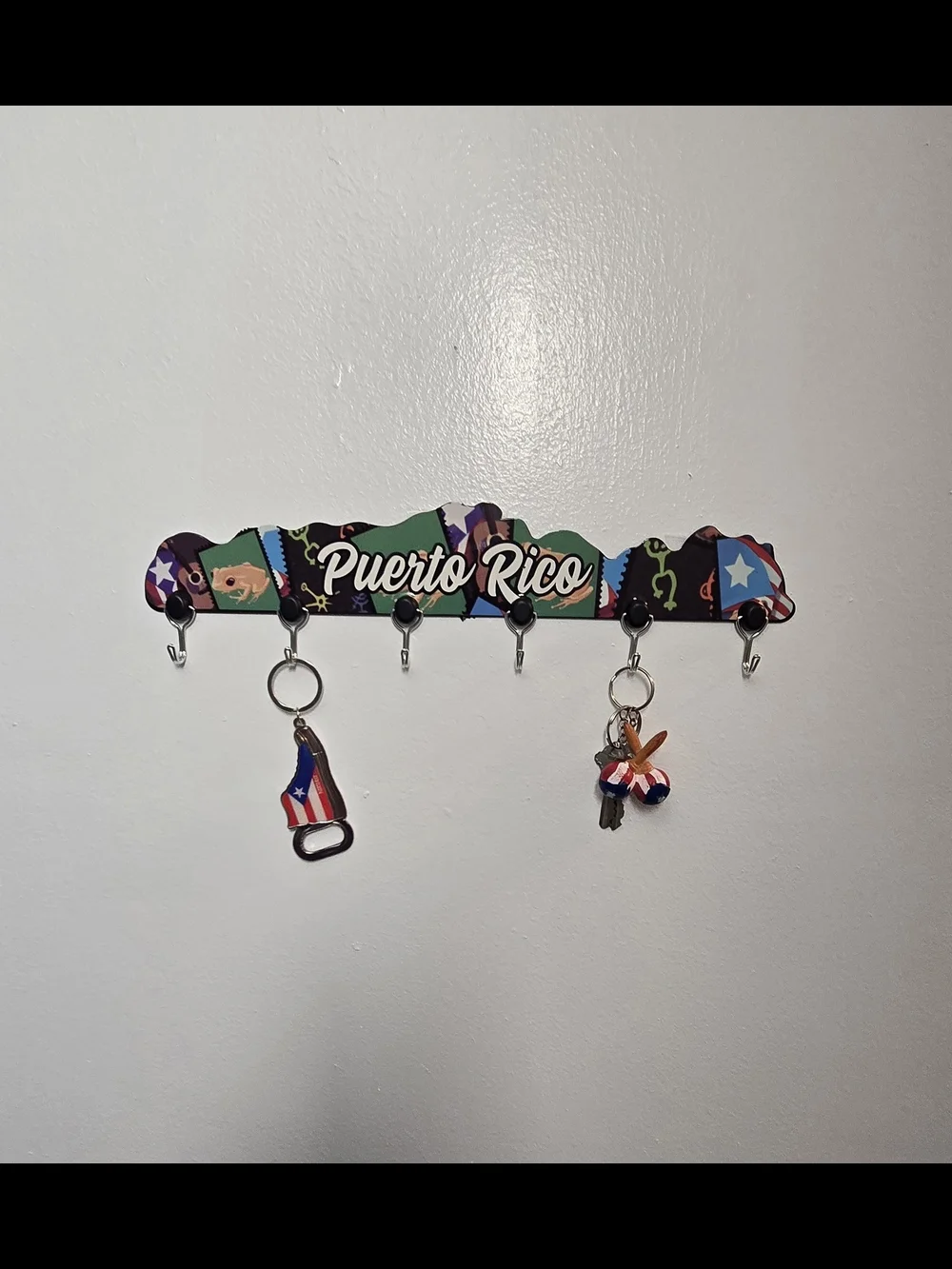 Puerto Rico Colorful Wall Hook Rack - Picture 4 of 11